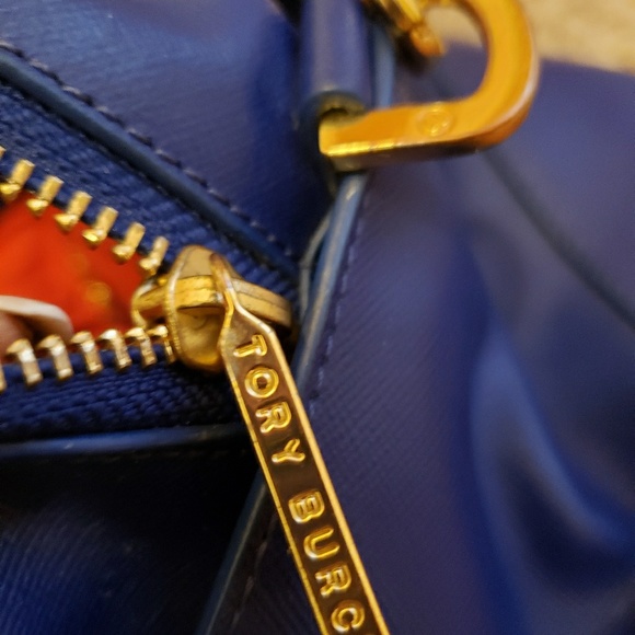 (SOLD) Tory Burch Robinson - Picture 4 of 5